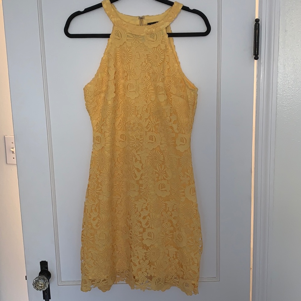 Lulus yellow bodycon lace dress